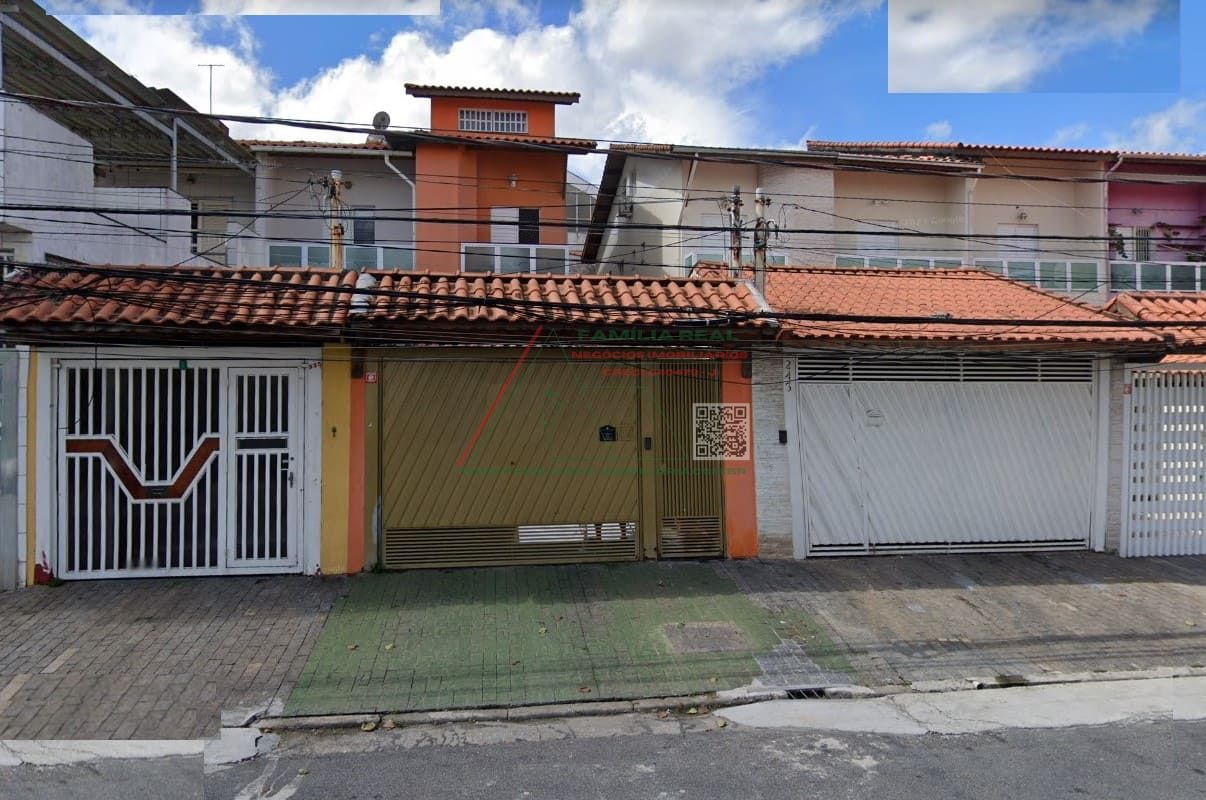 Sobrado à Venda, na Penha de França, com 3 Dormitórios, sendo 03 Suítes, com 03 Vagas de Garagem